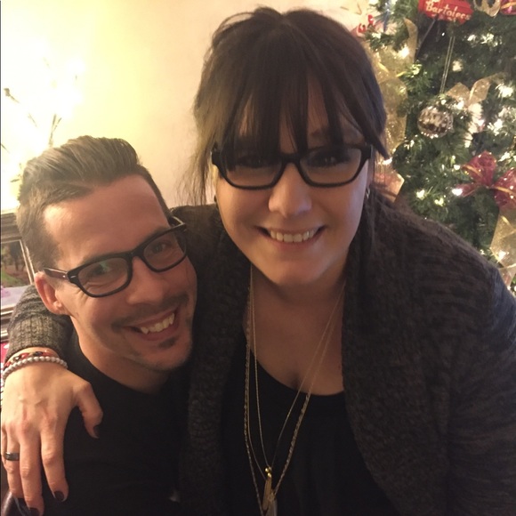 Meet your Posher, Kelly - Picture 3 of 6